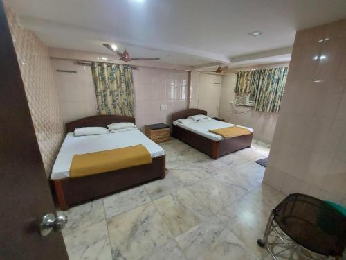 Glitz Hotels Sai Guest House - Nr Inorbit Mall Vashi 纳威孟买 外观 照片