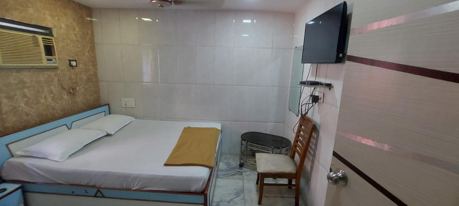 Glitz Hotels Sai Guest House - Nr Inorbit Mall Vashi 纳威孟买 外观 照片